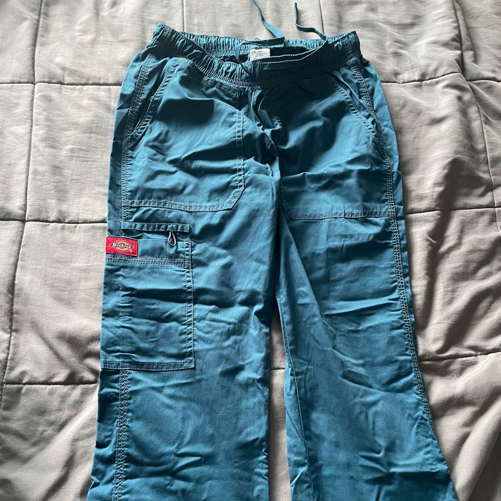 Dickies Scrub